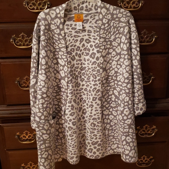 Knee lingth sweater - Picture 1 of 2